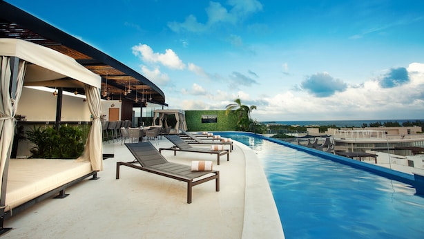 Rooftop terrace - The Shore At 46th Hotel (Playa del Carmen)