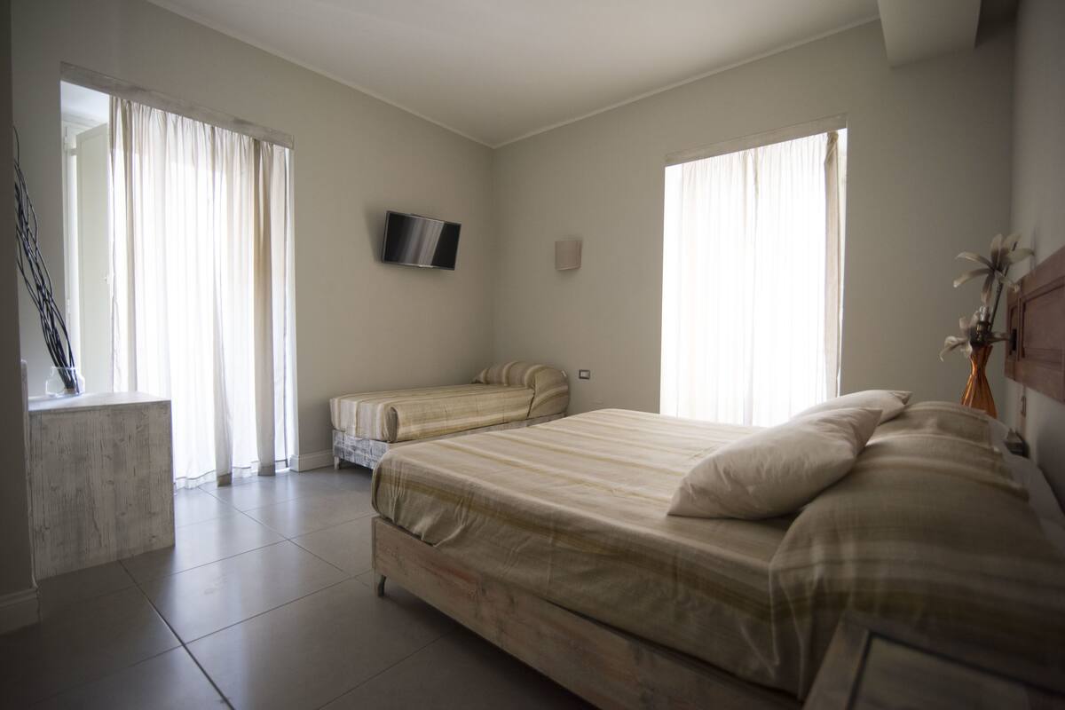 In-room safe, blackout curtains, soundproofing, free WiFi