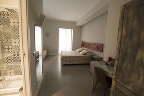 In-room safe, blackout curtains, soundproofing, free WiFi