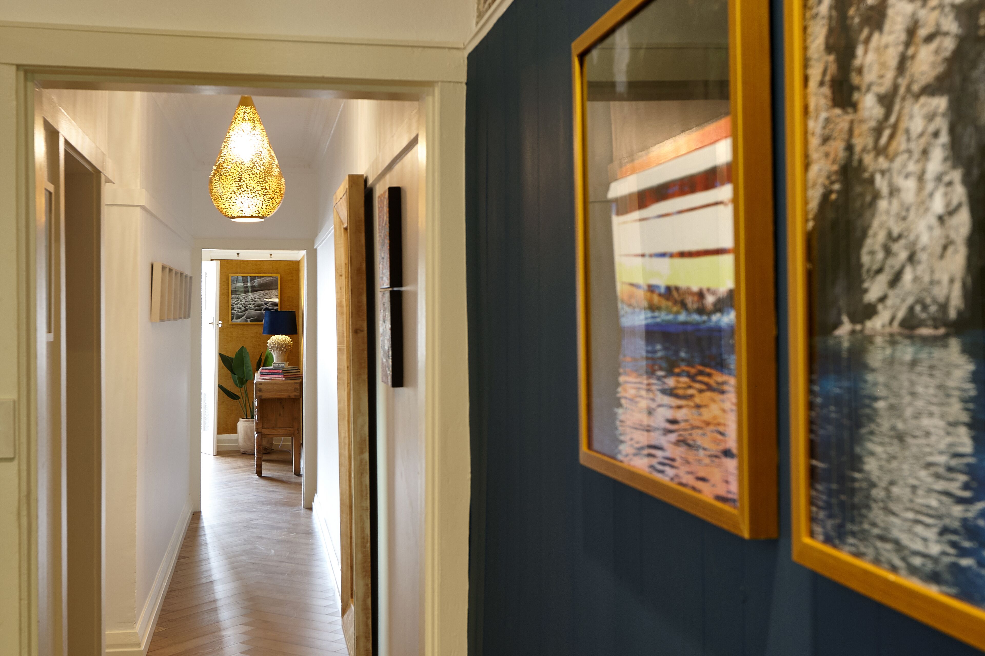 kookaburra beach house coogee - striking 2 bed apt - perfect location near beach — image 24