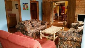 Smart TV, fireplace, DVD player, table football