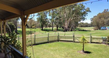 Riverside Golf Club 3 Bedroom Holiday House