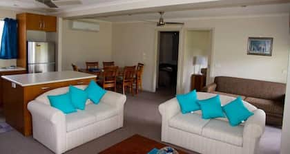 Riverside Golf Club 3 Schlafzimmer Ferienhaus