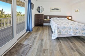 4 多间卧室、办公桌、熨斗/熨衣板、免费 WiFi