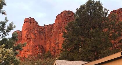 Cimarron House - Simple, Stunning & Serene Sedona Views