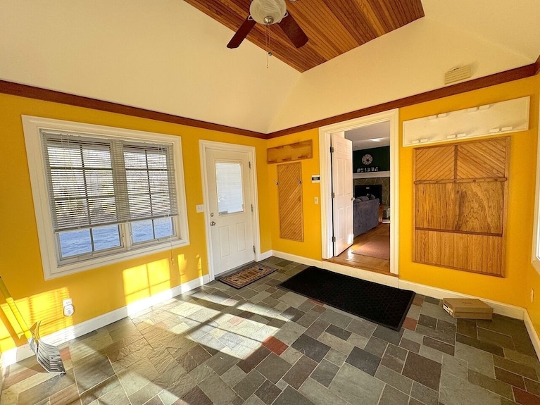 Beautiful Bethel Home, Sunday River, Sleeps 12 - Sunday River, ME