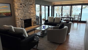Smart TV, fireplace, foosball, books