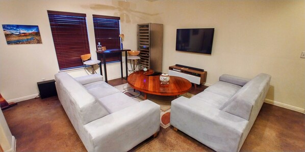 Televisión y reproductor de DVD 