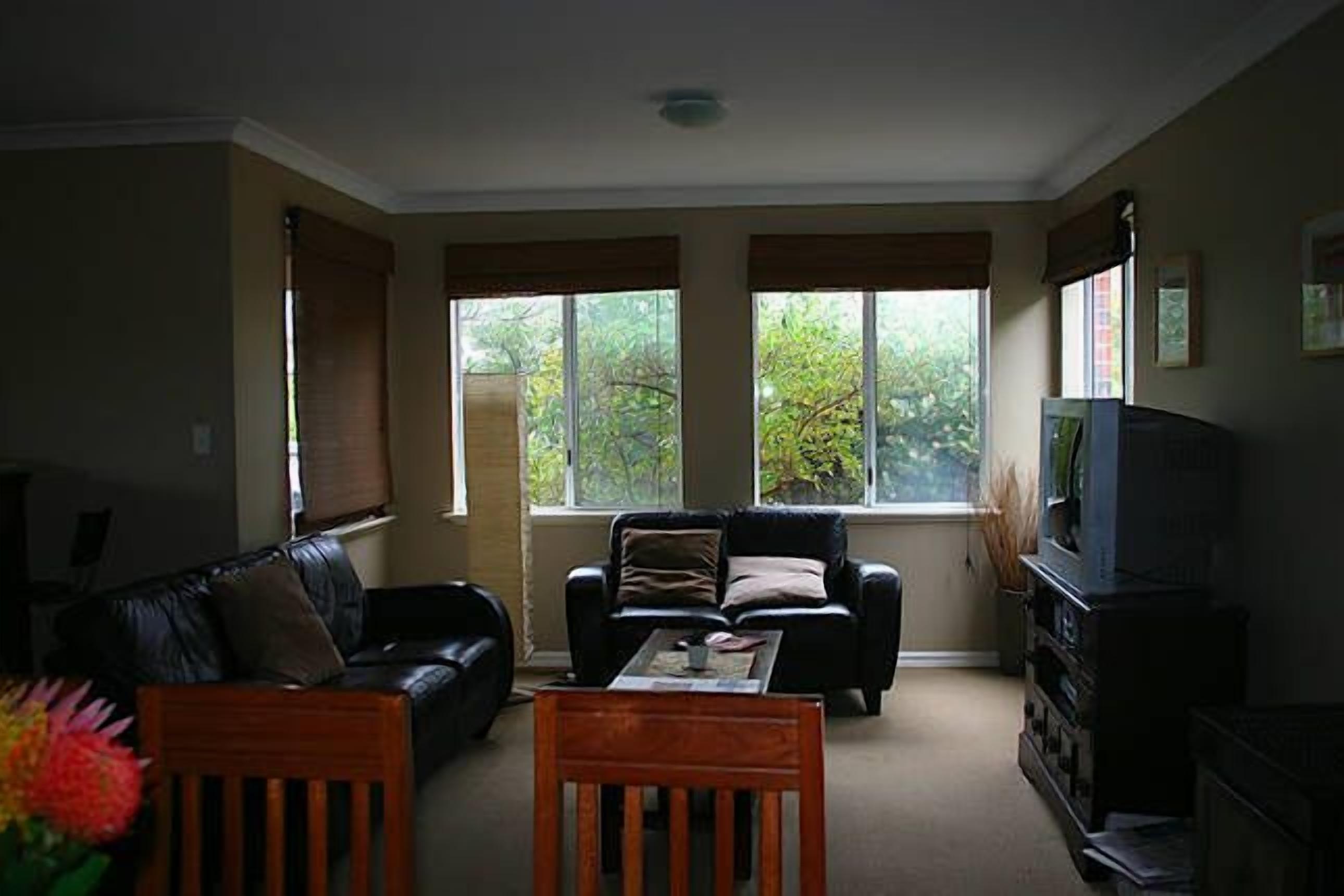 Dunsborough  - stroll to town or the beach in  minutes — image 3