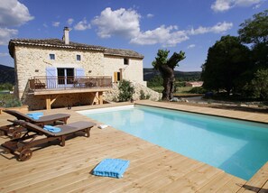 Piscine extérieure, piscine chauffée