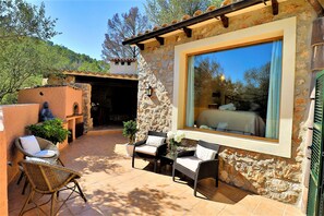 Terrace/patio - Beautiful Tranquil Villa, Very private but close to ammeneties (CALVIA)