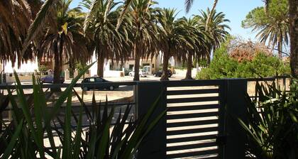 Maison de luxe, 7min à pied de la plage, avec piscine chauffée, jacuzzi et salle de jeux
