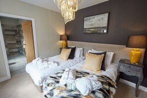 5 bedrooms