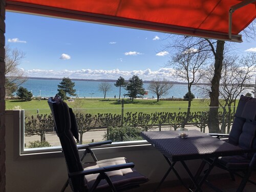 Apartment Seaside, sea view, parking space, WLAN, elevator, 2 balconies, family-friendly