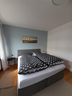1 bedroom, iron/ironing board, travel cot, WiFi