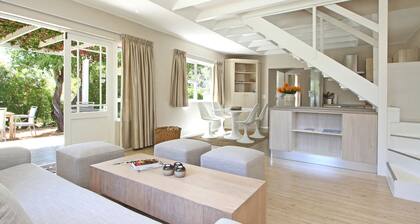 Versteckte Perle in exklusiver Lage mit grossem Pool und Garten