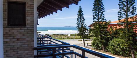 Bloco 2 (Limoeiro) | Balcony