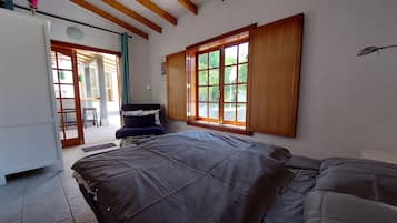 2 habitaciones, tabla de planchar con plancha y wifi gratis