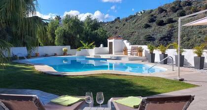 🦎Charmantes Kleinod mit Pool in den Bergen. 20min sw. von Las Palmas gelegen 🦎