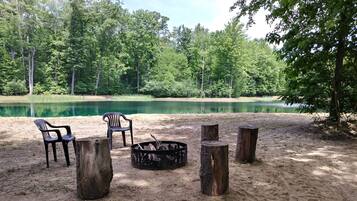 Enceinte de lâhĂ©bergement