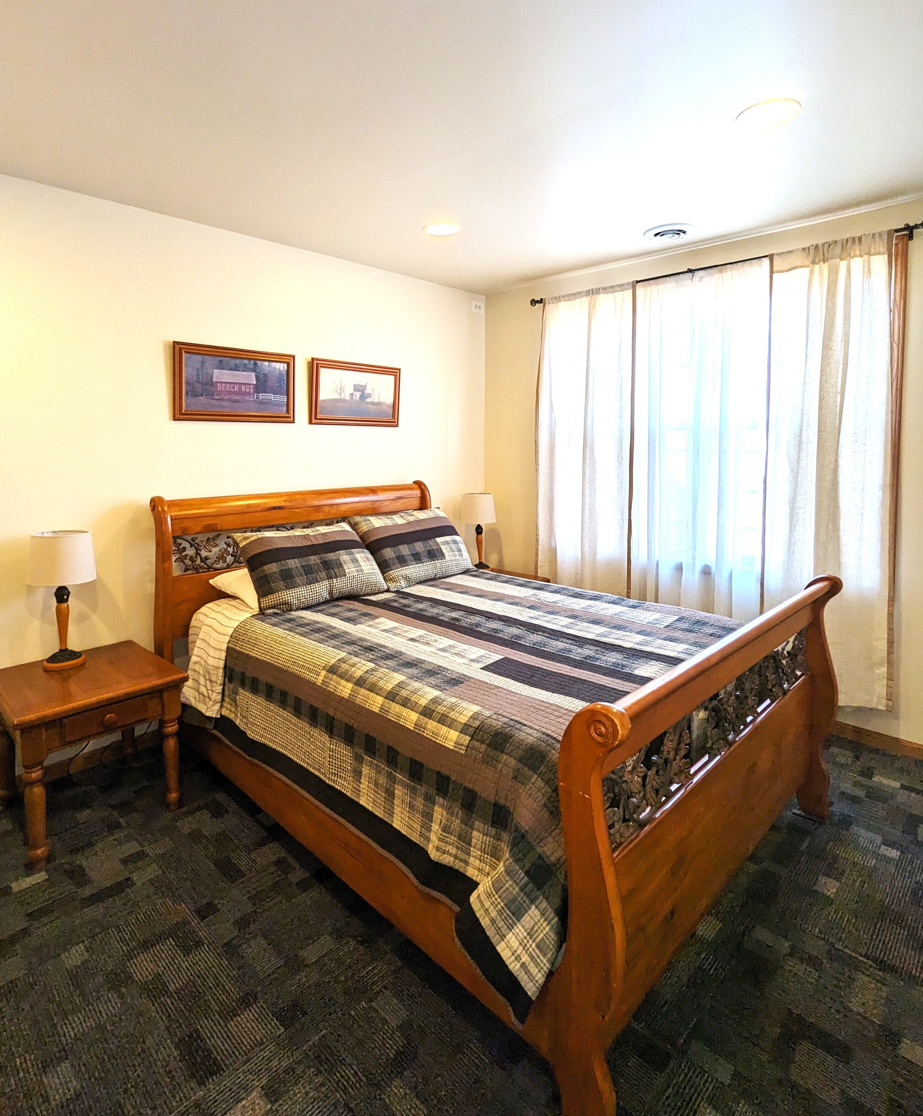 3 chambres, fer et planche à repasser, Wi-Fi gratuit, draps fournis