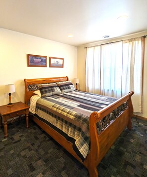 3 soverom, strykejern/-brett, wi-fi (inkludert) og sengetøy