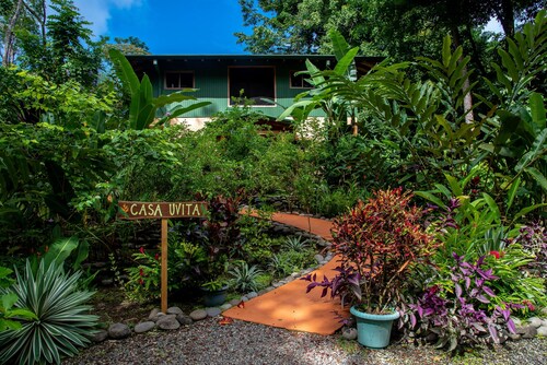 Casa Uvita: Rainforest & Ocean View Eco-Home