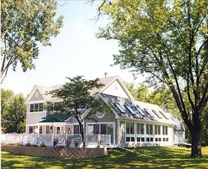 Exterior - Powers Lake spacious retreat (Powers Lake)