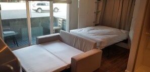 Murphy bed & sofa/bed unfolded