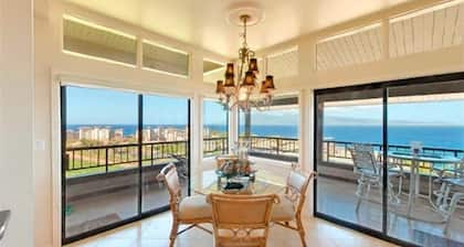 Luxurious Condo with Absolute Best Ocean Views in Kapalua