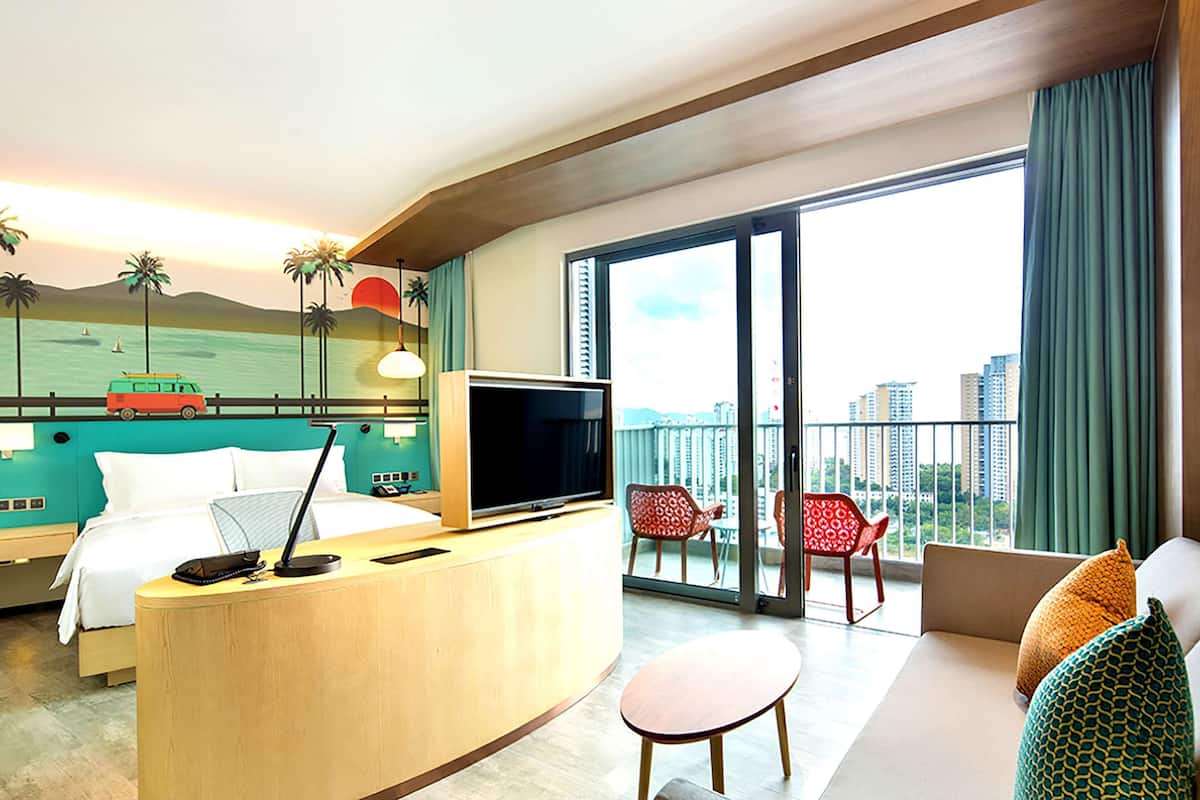 family room, 1 king bed, balcony, sea view | hypo-allergenic bedding, in-room safe, desk, soundproofing