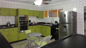 Unclassified image, 2 of 21, button - Jade's Oasis (Oranjestad)