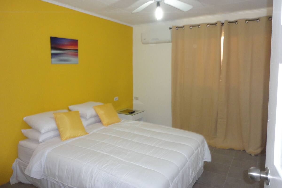 Chambre Double, 1 grand lit