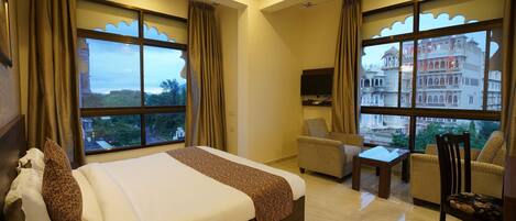 Egyptian cotton sheets, premium bedding, pillowtop beds