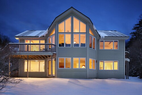 Bretton Woods Single Family auf der Piste - Shuttle, Fluss- / Bergblick, LAGE!