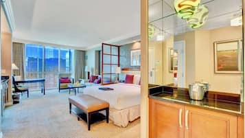 1 bedroom, in-room safe, desk, blackout drapes