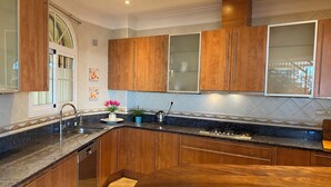 Coffee/tea maker, microwave, oven, stovetop - Penthouse Duplex, Fuengirola (Los Pacos) (Fuengirola)