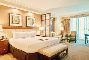 1 chambre, coffres-forts dans les chambres, bureau