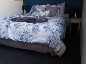 2 bedrooms, iron/ironing board, travel crib, free WiFi - Lockleigh Park - Escape to the Country (Lebrina)