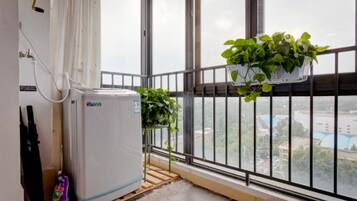 Apartment, 2 Schlafzimmer | Schreibtisch, VerdunkelungsvorhÀnge, kostenloses WLAN, BettwÀsche