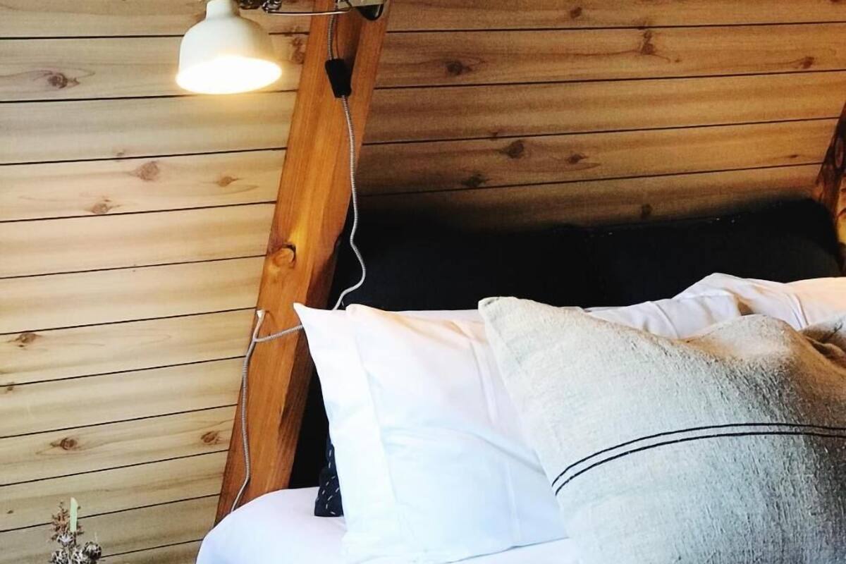 Basic-Chalet, 1 Queen-Bett | Bettwäsche aus ägyptischer Baumwolle, hochwertige Bettwaren