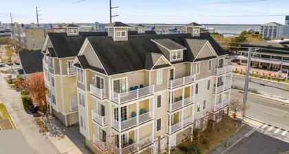 Unit 1 South - End Unit Ocean Block Townhome w/Garage