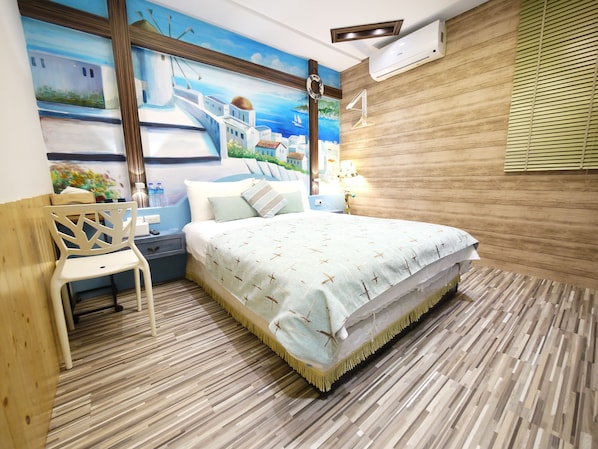 Desk, blackout curtains, free WiFi, bed sheets