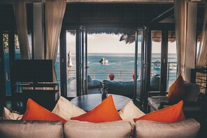 Familienvilla | Wohnzimmer | Smart-TV, Netflix, Streaming-Dienste