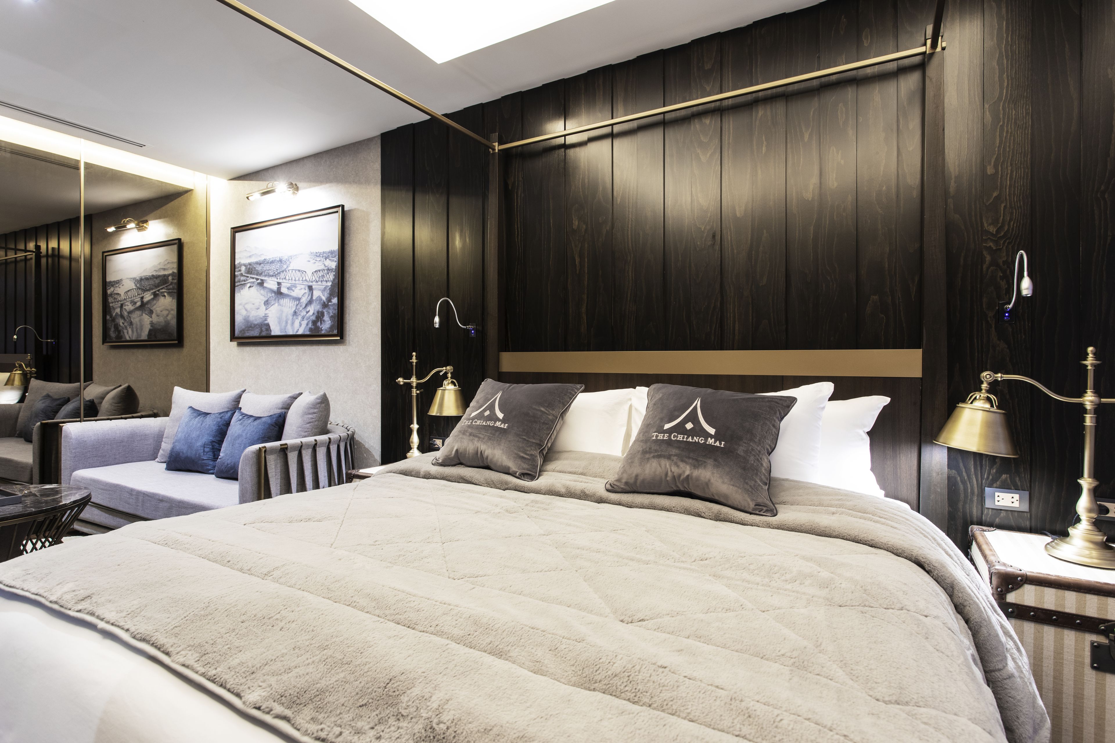 The Heritage House Junior Suite | 迷你吧、客房內保險箱、書桌、遮光布/窗簾