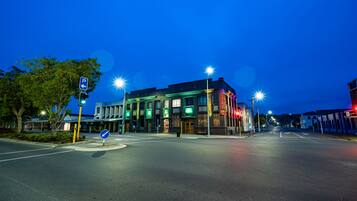 บริเวณภายนอก