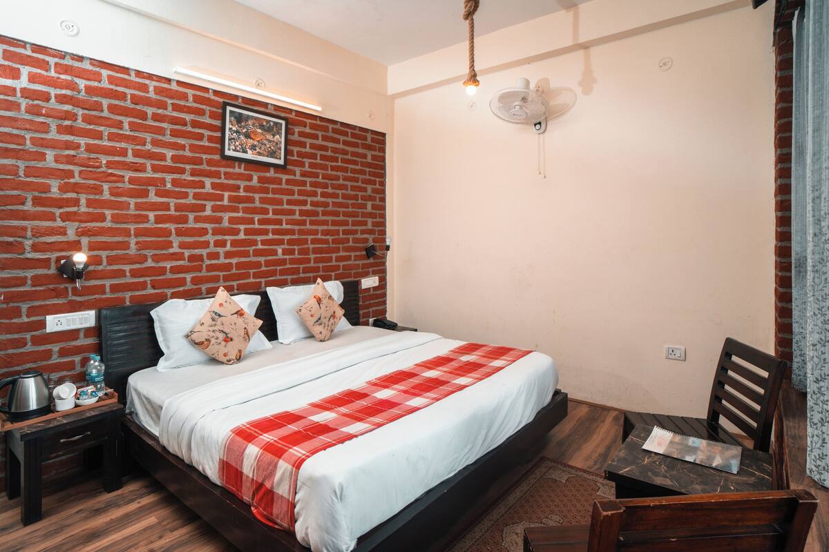 Quarto casal superior, 1 cama King | Roupas de cama premium