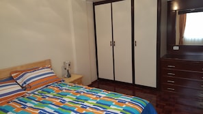 2 bedrooms, iron/ironing board, WiFi - Luxury Apartment in the middle of the world, Quito-Ecuador (San Carlos)