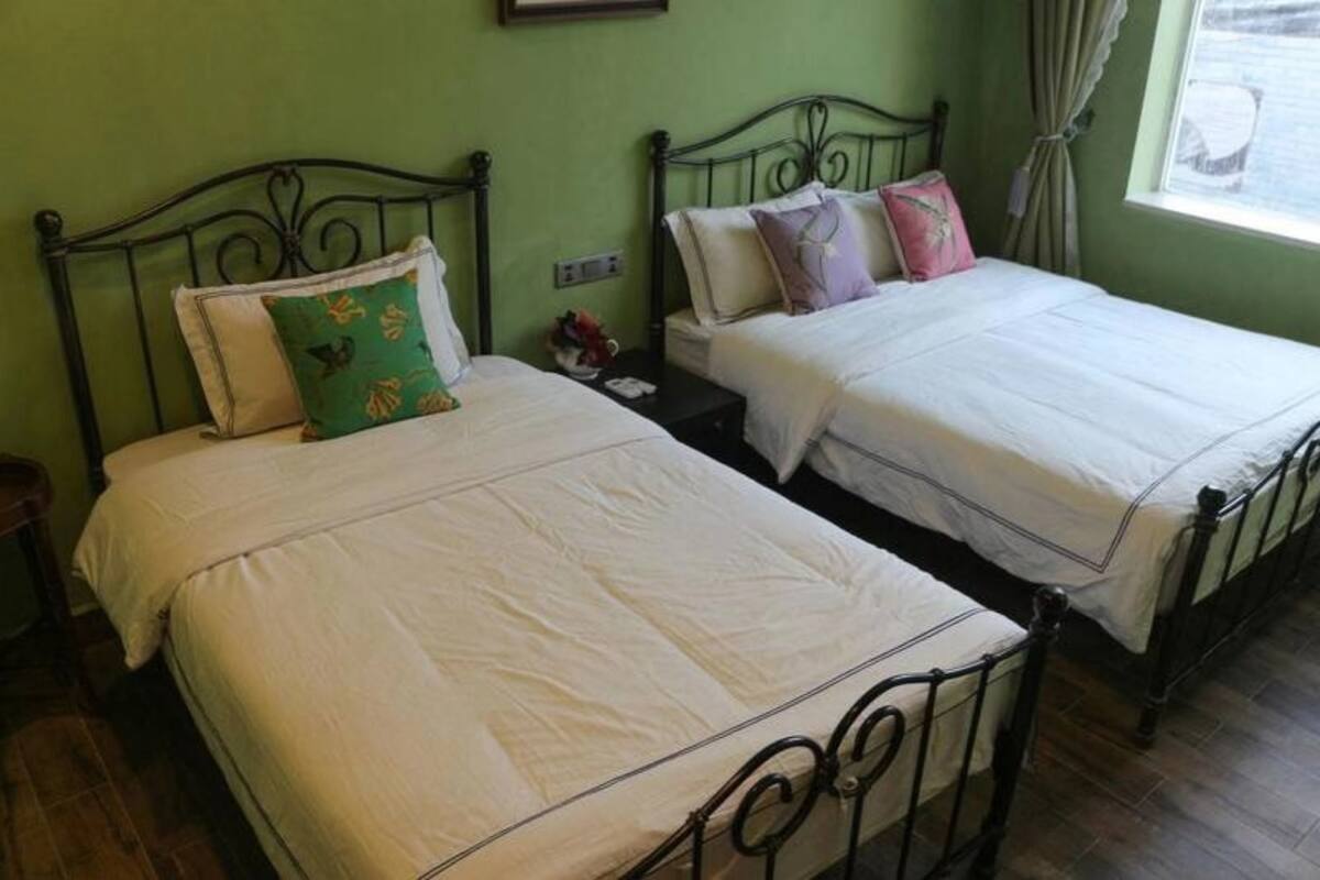 Elite Twin Room