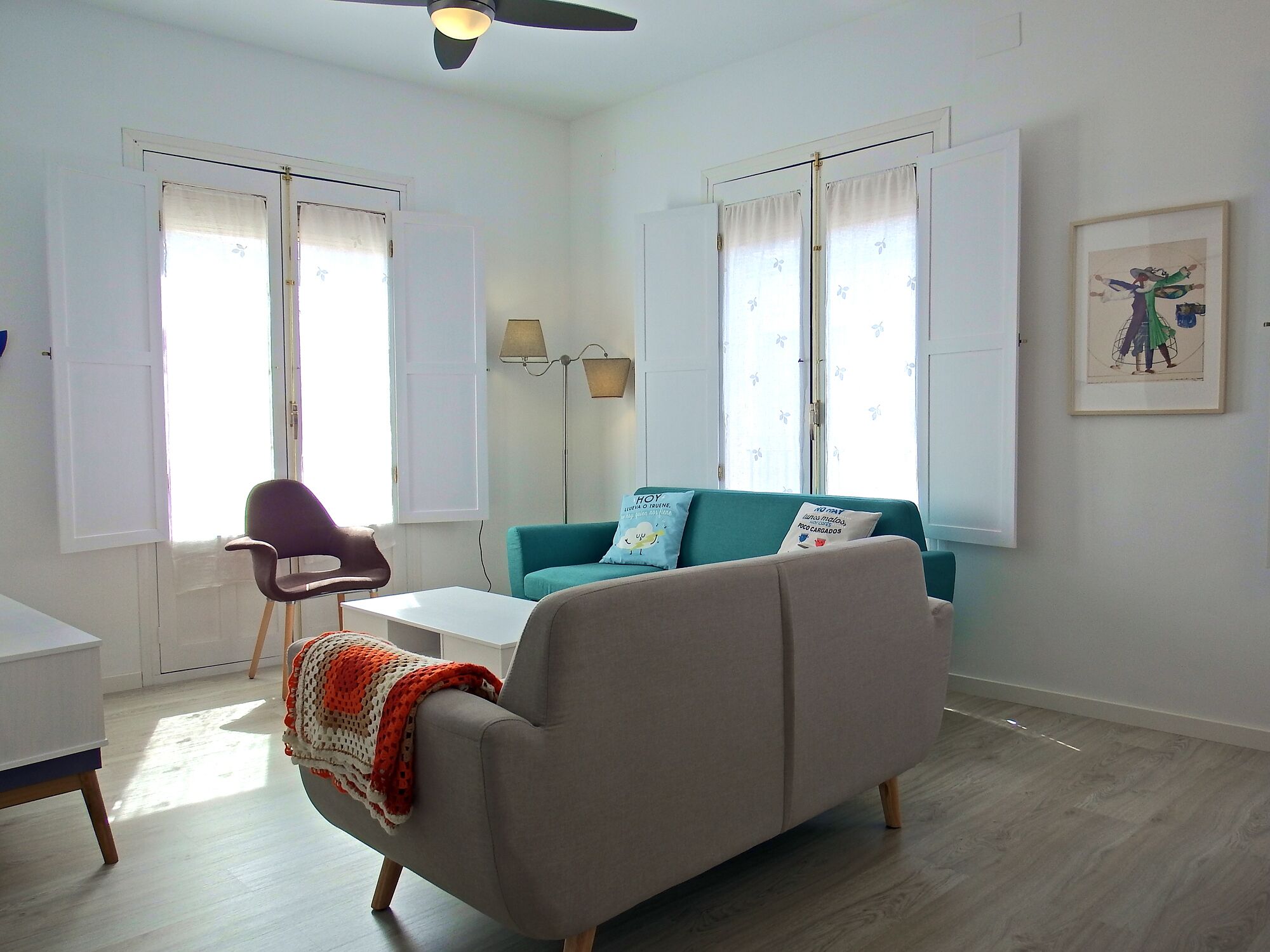 Televisie, videospelletjes, een dvd-speler en boeken